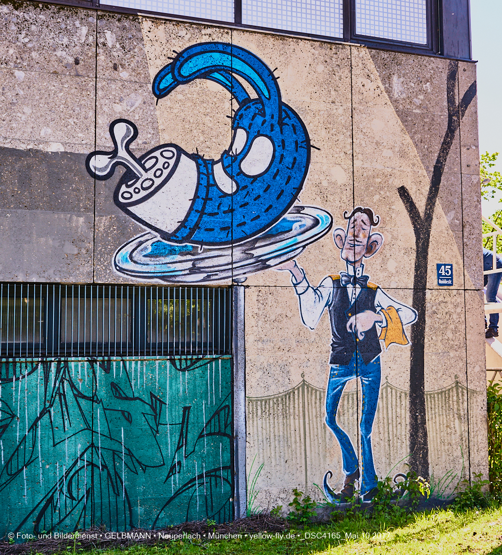 21.03.2017 - Abrissbaustelle Quiddezentrum in Neuperlach